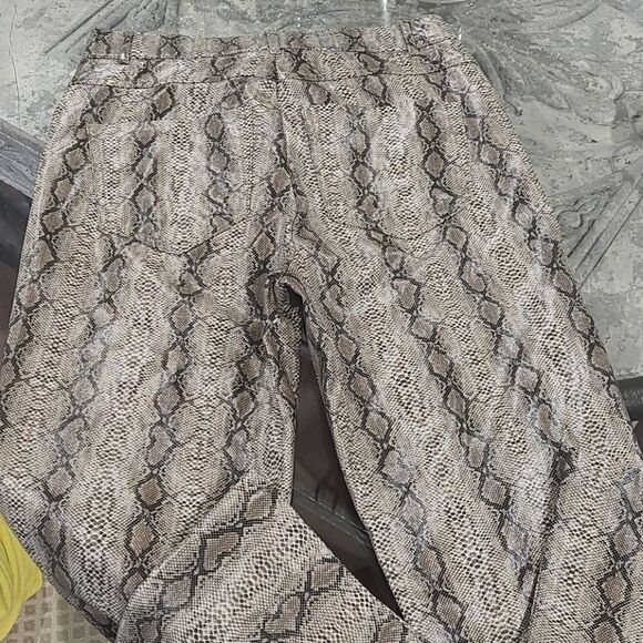 𝅺zara Snake Print Modern Pants - Picture 6 of 6